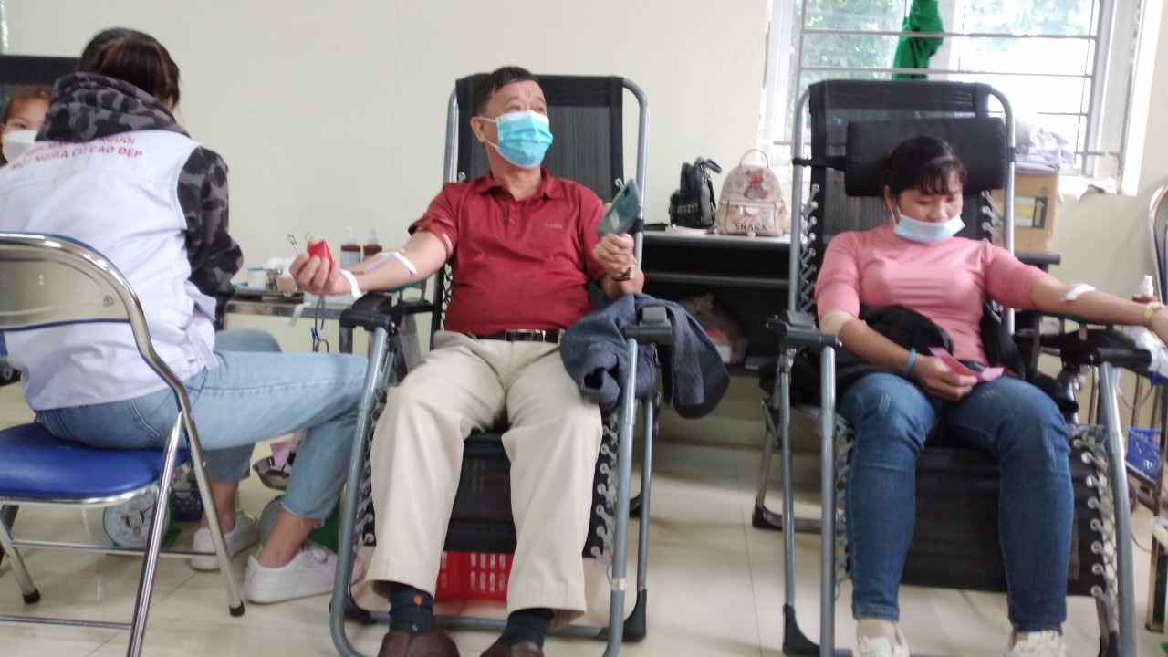 Xã Khánh Thượng tổ chức thành công hiến máu tình nguyện năm 2021